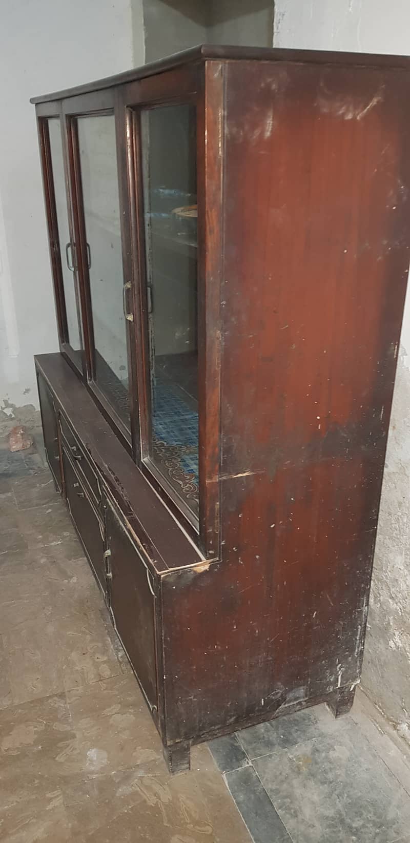 Showcase pure solid wooden 1