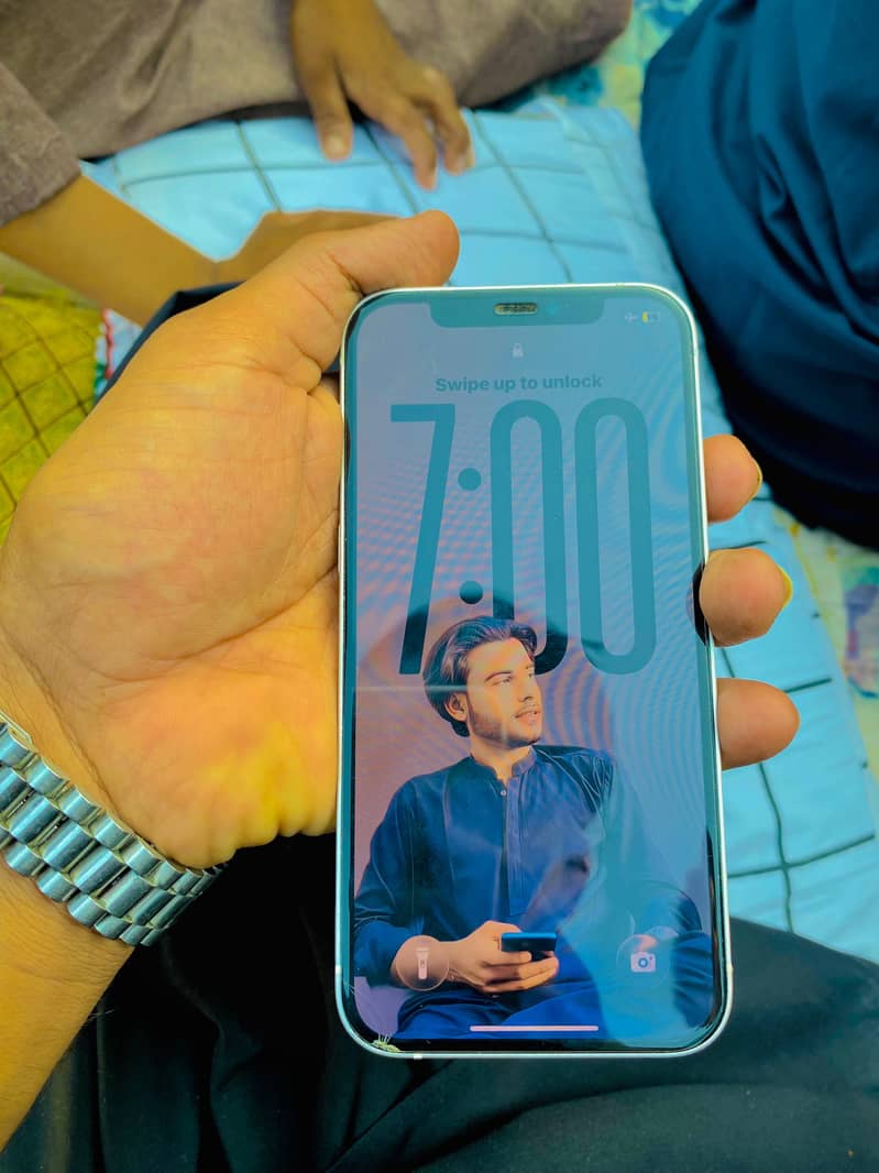iPhone 12 1