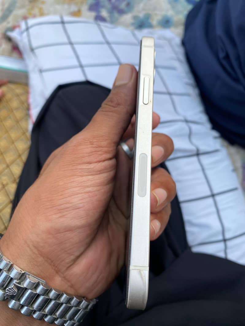 iPhone 12 2