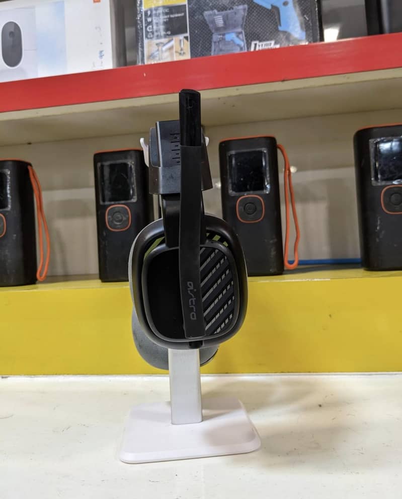 Logitech Astro A10 3