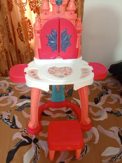 Girls Sensor mirror door open dressing table