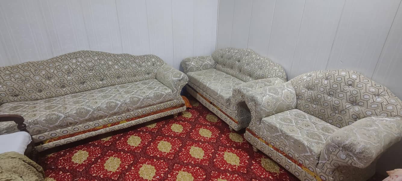 sofa set 0