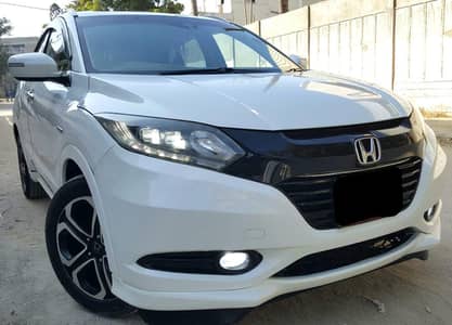 Vezel 2015 Model  Z-PKG Full Original Mint Condition Urgent Sale.