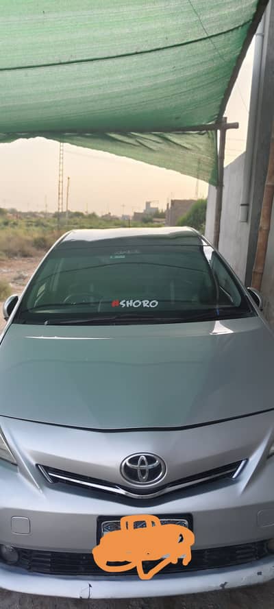 Toyota Prius Alpha 2011-2015