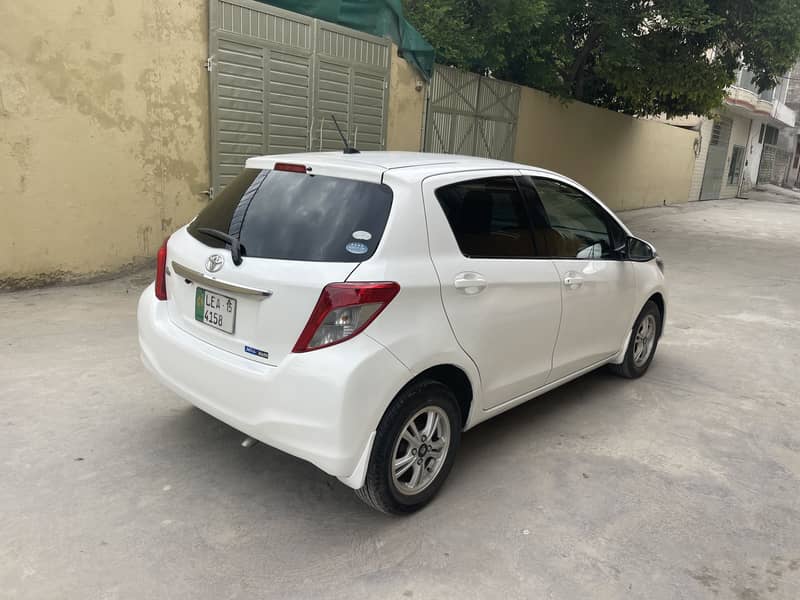 Vitz Model 11 6