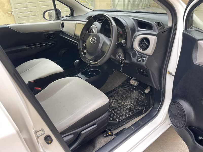 Vitz Model 11 8