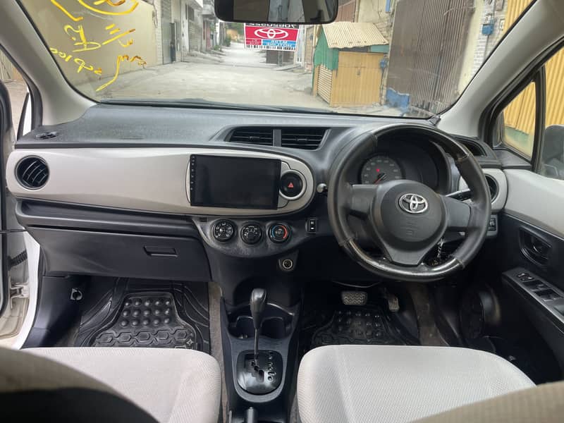 Vitz Model 11 11