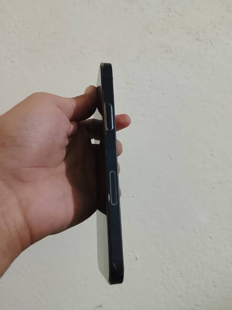 iphone 12 2