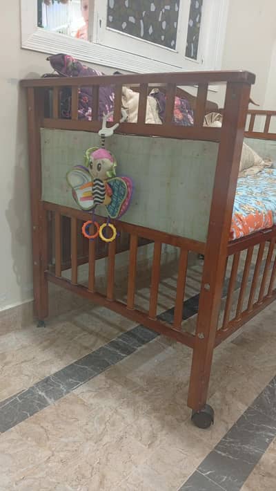 portable sheesham wood baby cot