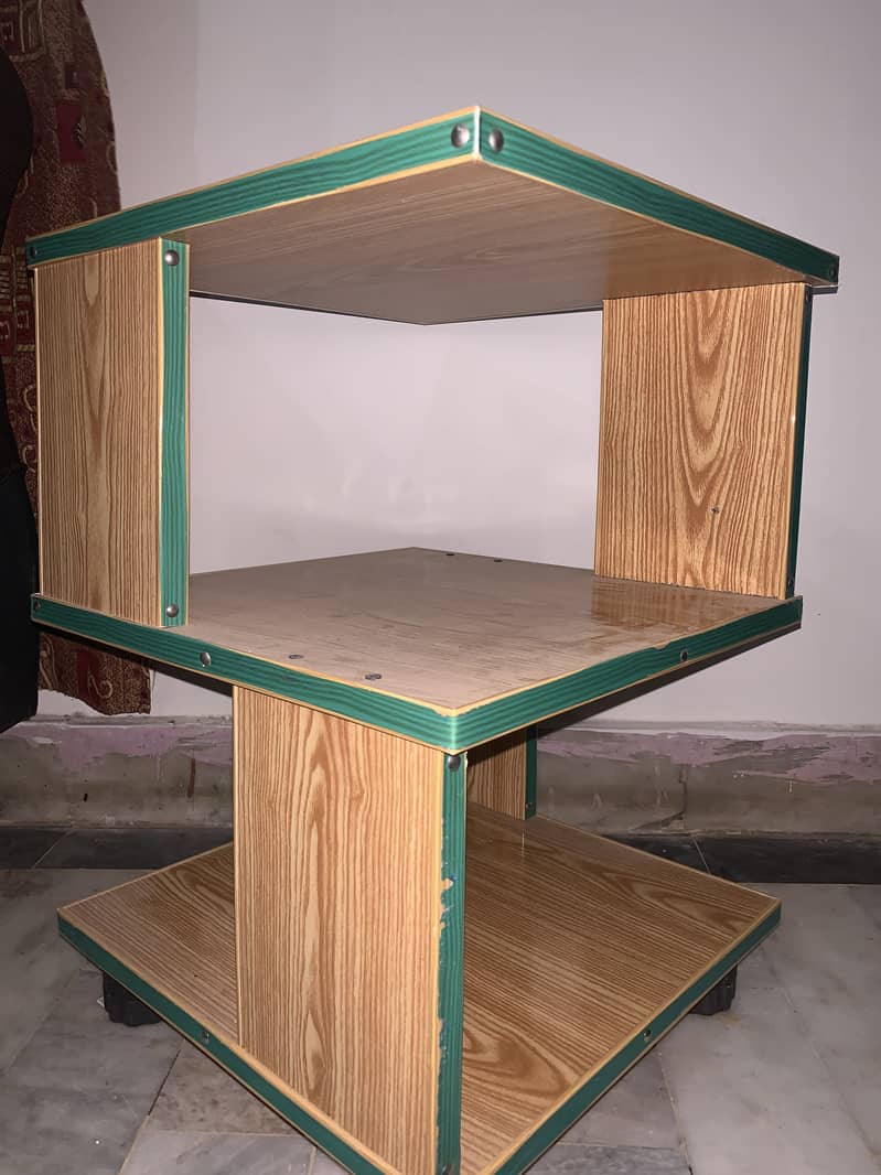MULTIPURPOSE TABLE FOR SELL 1