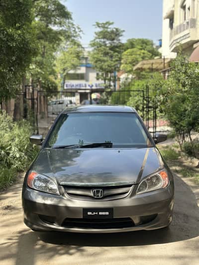 Honda civic 2003 Eagle Eye ( beige interior) pristine condition