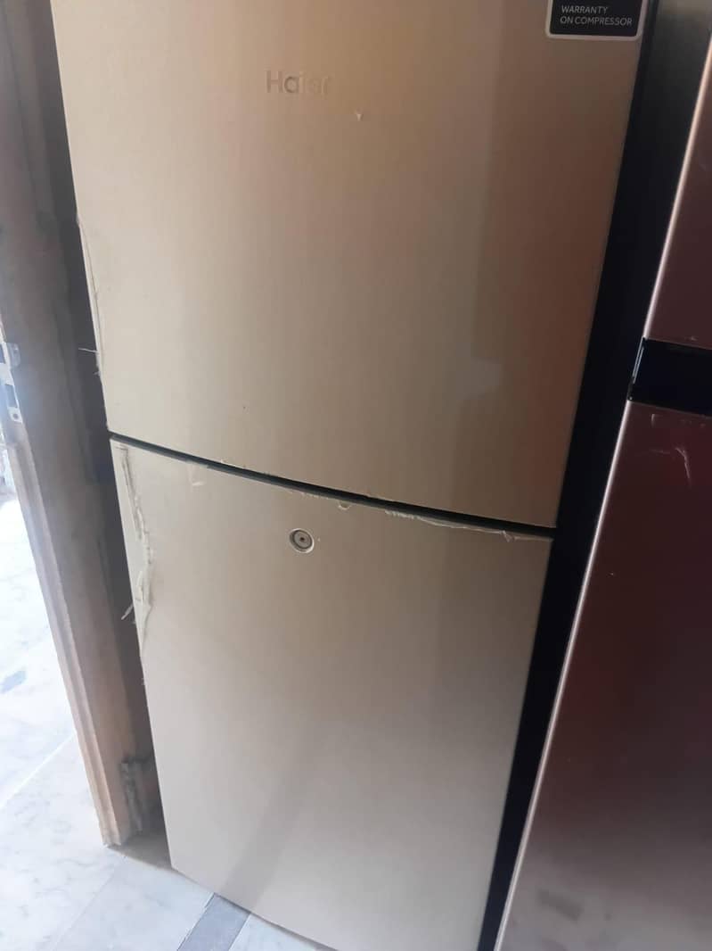 medium size fridge 1
