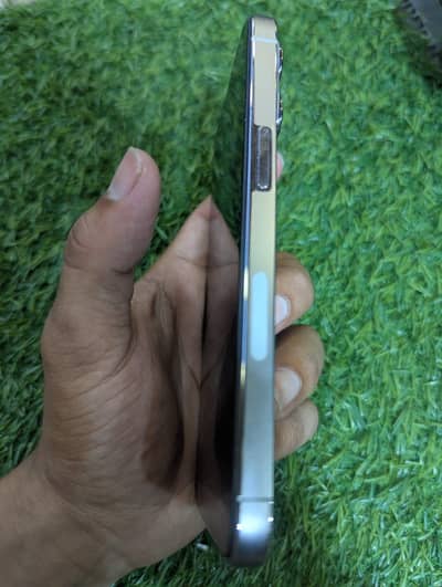 I phon 13pro 128 official approved
