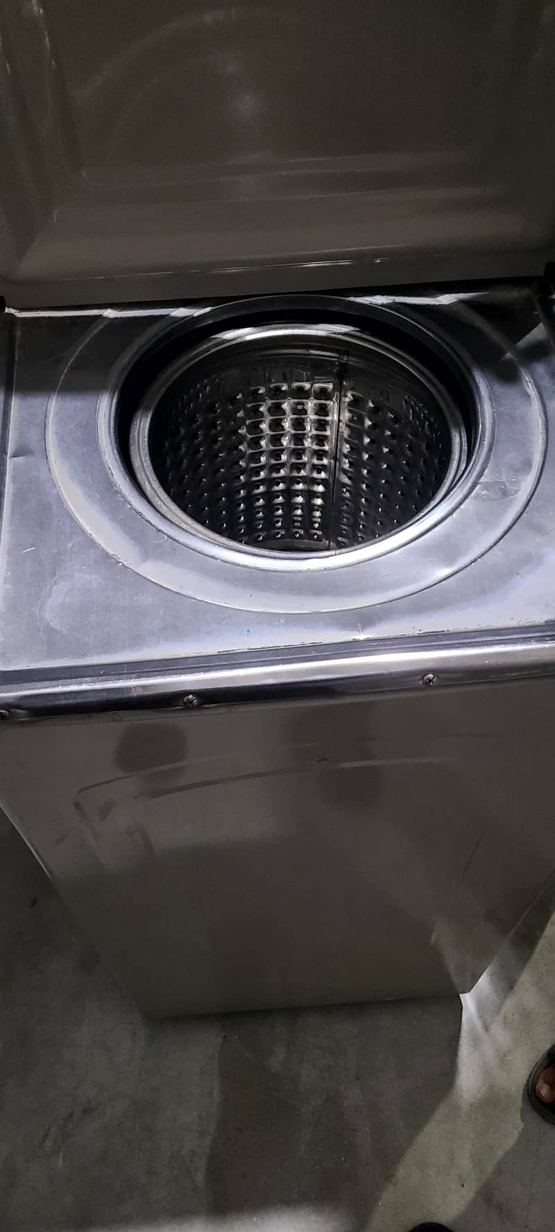 Dryer Machine 8