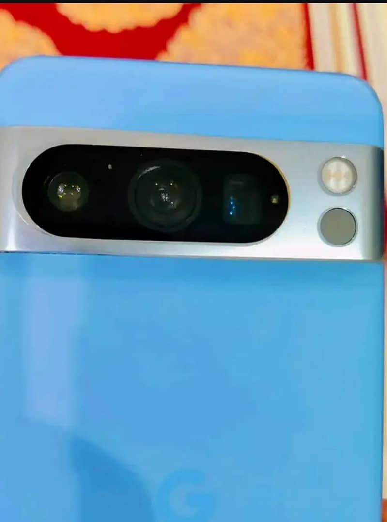 Google pixel 8 pro 1