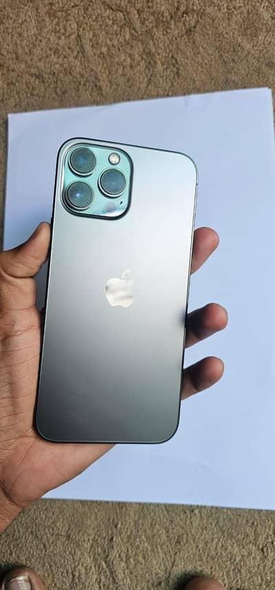 13promax with box 256gb