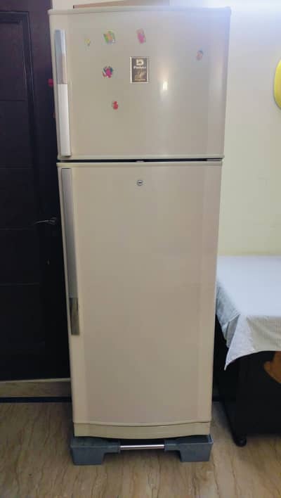 REFRIGERATOR FOF SALE