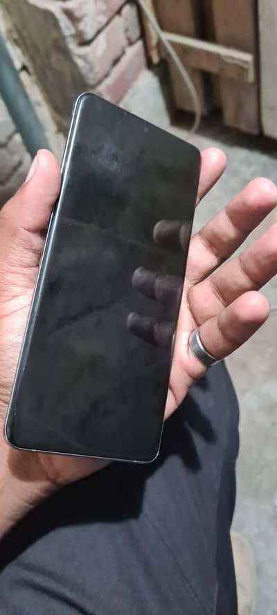 sumsung s20 plus panel center me line hai