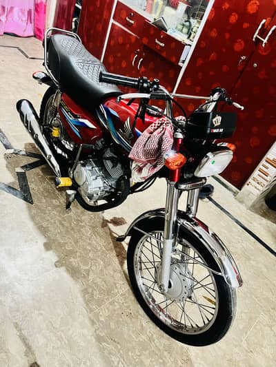Bike ok ha koy kam nhi ha phone Nambar 03432405035