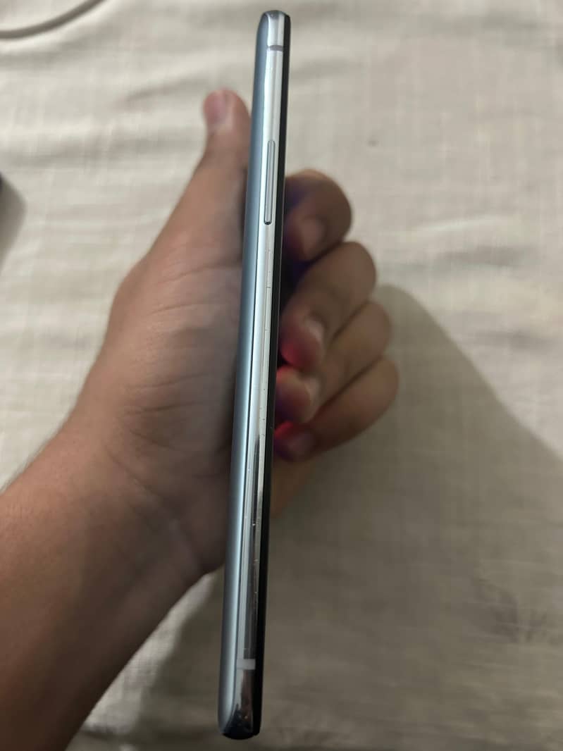 One plus 8t sim working 1