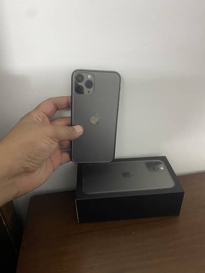 11 pro 256 GB single hand used conditions 10/9 Face ID ture tone