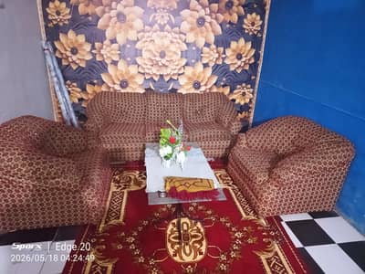 sofa sat bilkul thek ha mujhy arjant seal karn ha