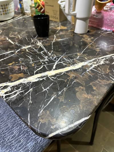 Dining table perfect for home