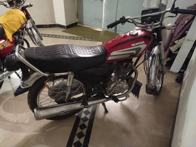 Honda CG 125 2006 model urgent for sale