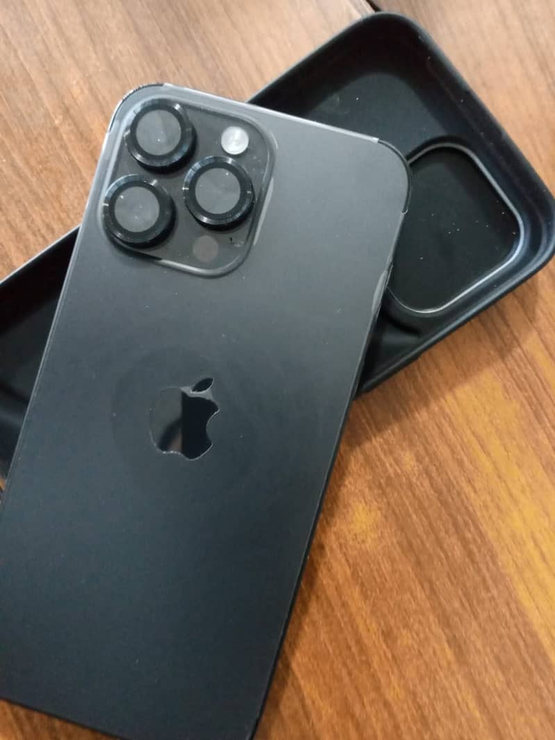 Iphone 14 pro max 5