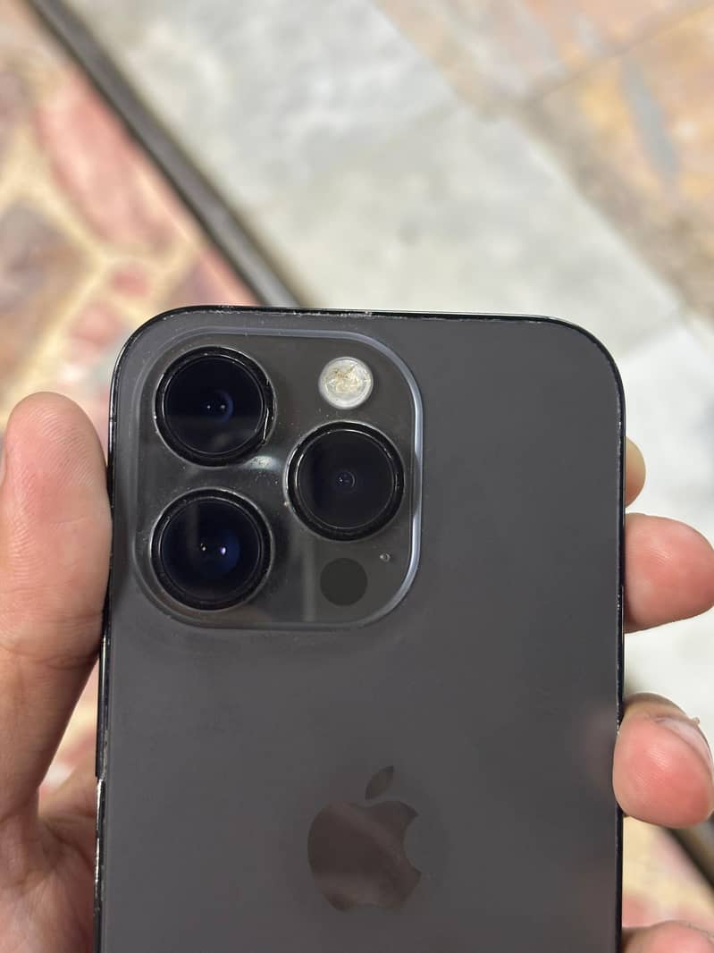 iPhone 14pro 1