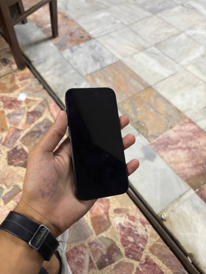 iPhone 14pro 2