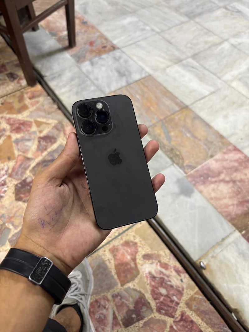 iPhone 14pro 6