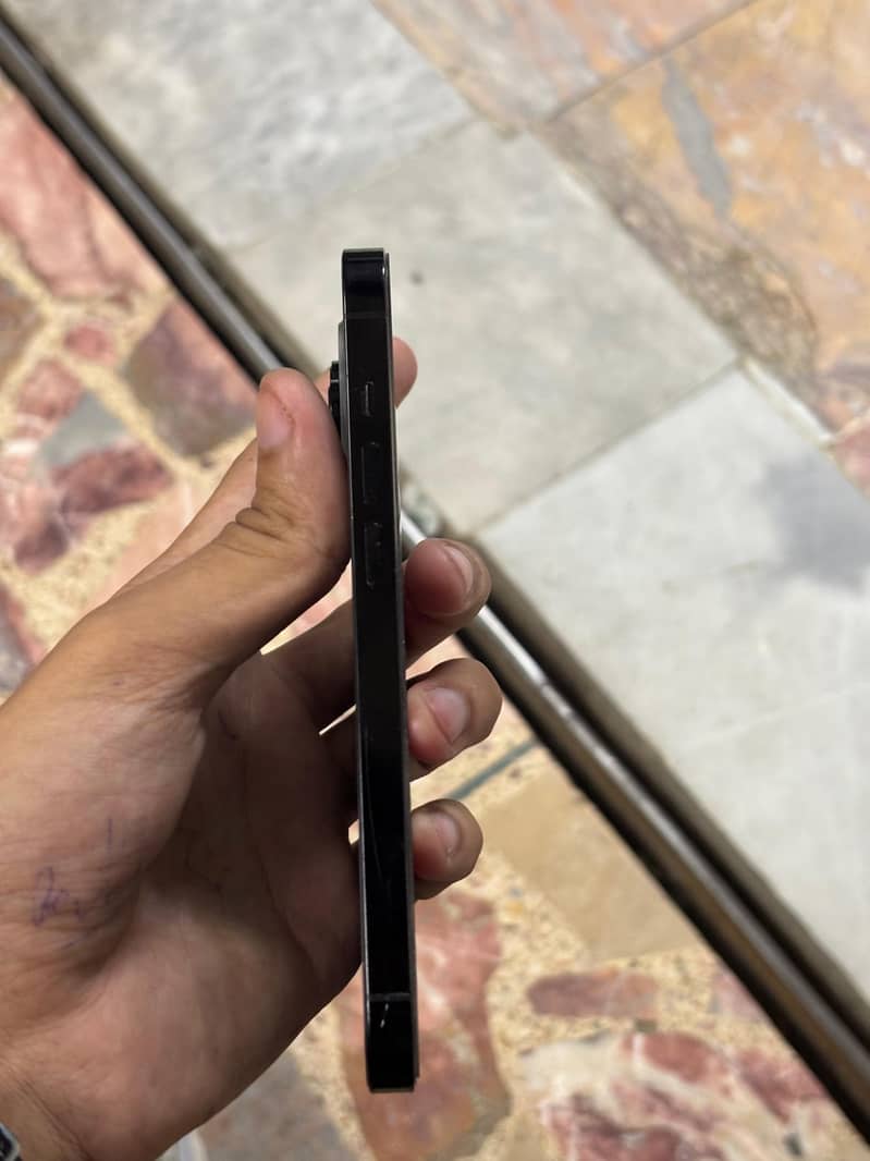 iPhone 14pro 8