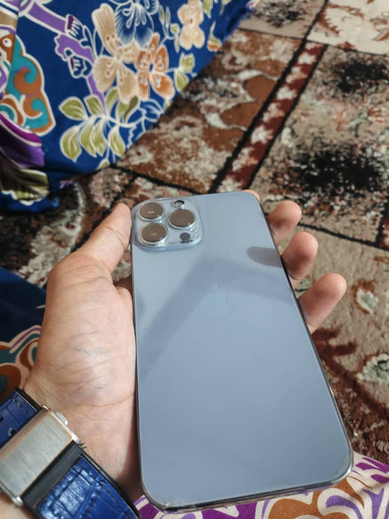 iphone 13 pro max 4