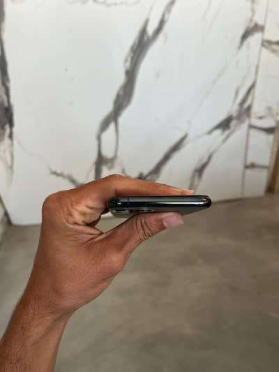 I phone 11. Pro