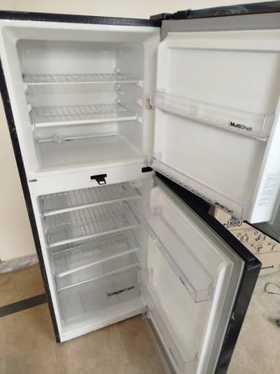 Dawlance fridge for sale