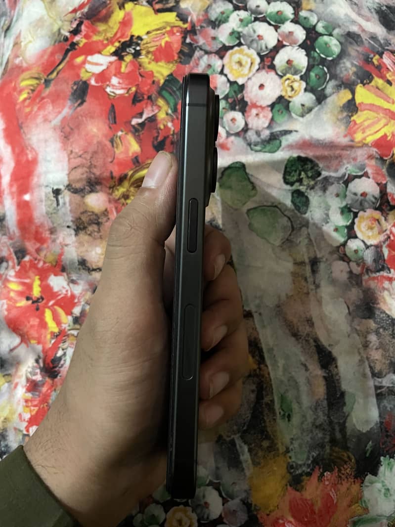 Iphone 15 pro 1
