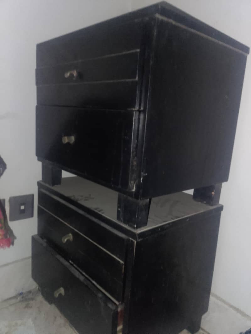 Side tables 0