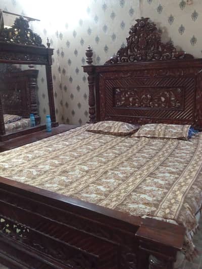 Bedroom setting for sell