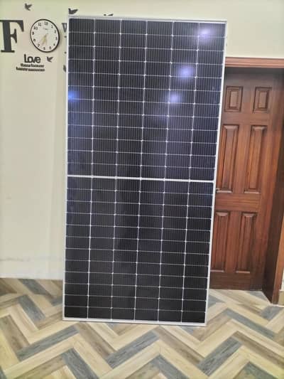 4.2 Crown micro Relevo hybrid inverter,