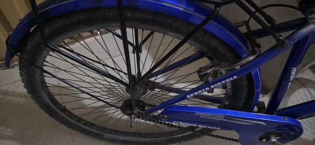 strong bicycle  heavy and very good condition