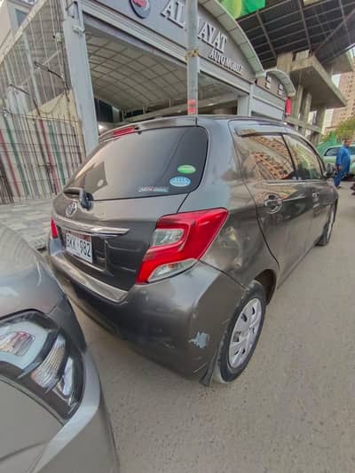 Toyota Vitz 2014