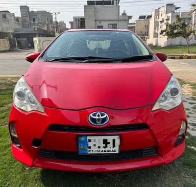 Toyota Aqua G pkg 13/17 Model Genuine Condition