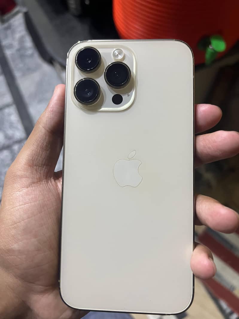 Iphone 14 pro max 2