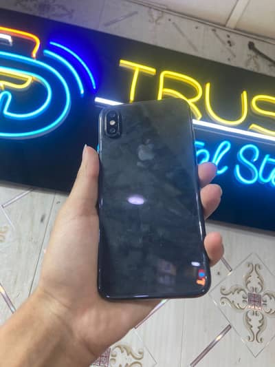 Iphone X officially PTA