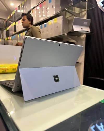 Microsoft surface Pro 5 | core i5 7th gen | 2k | 2 in 1 | Detachable