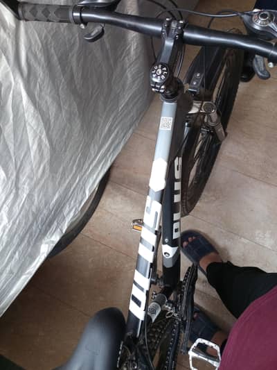 a mountain bicycle for sale with 7 gears and excellent condition