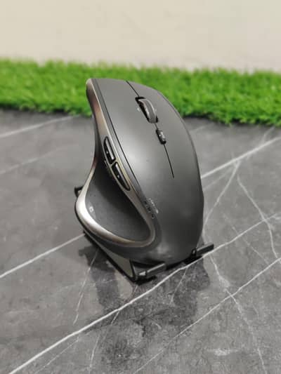 logitech mx performance wireless mouse for professional use
