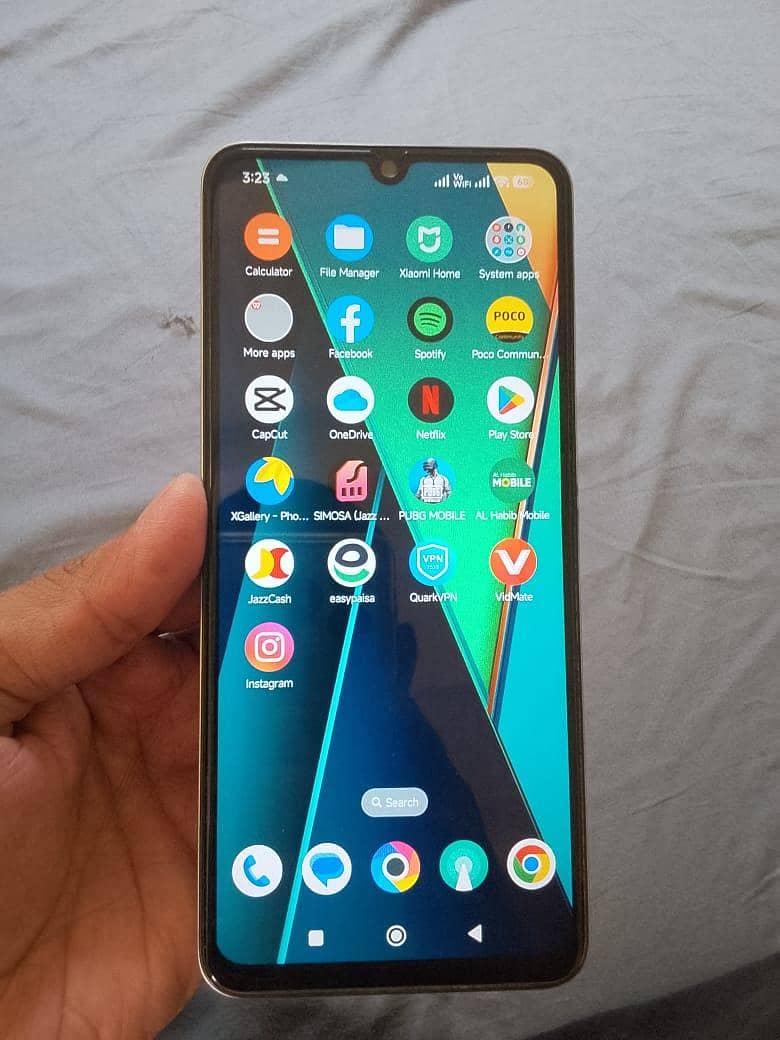 Poco C75 1