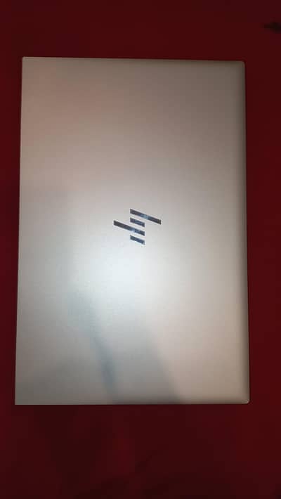 HP Elitte book G8  11gen i7  16/512